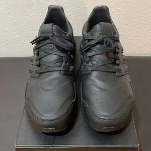 Adidas ultraBOOST triple black leather sz 7.5